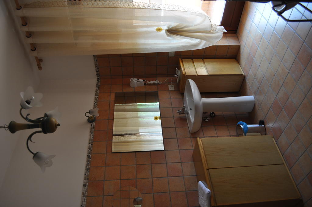 L' Aia Antica Bed & Breakfast Veroli Bagian luar foto