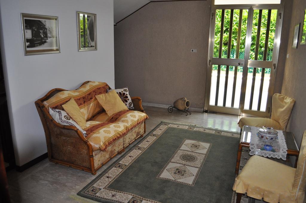 L' Aia Antica Bed & Breakfast Veroli Bagian luar foto