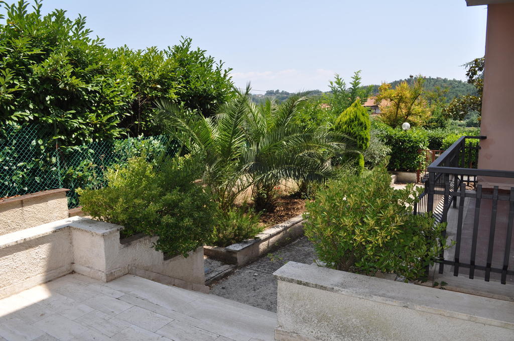 L' Aia Antica Bed & Breakfast Veroli Bagian luar foto