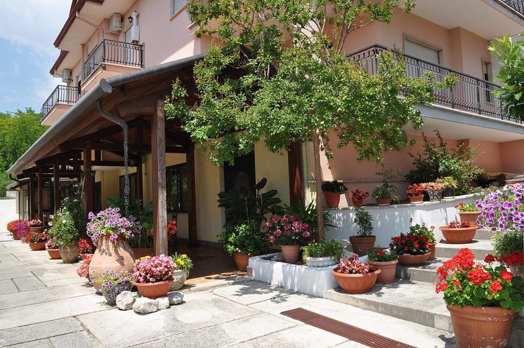 L' Aia Antica Bed & Breakfast Veroli Bagian luar foto